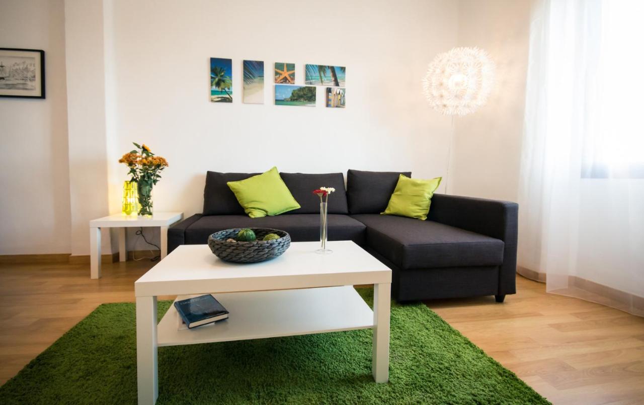 Holidays2Malaga Heredia 3 Bedroom Opposite Malaga Port Extérieur photo